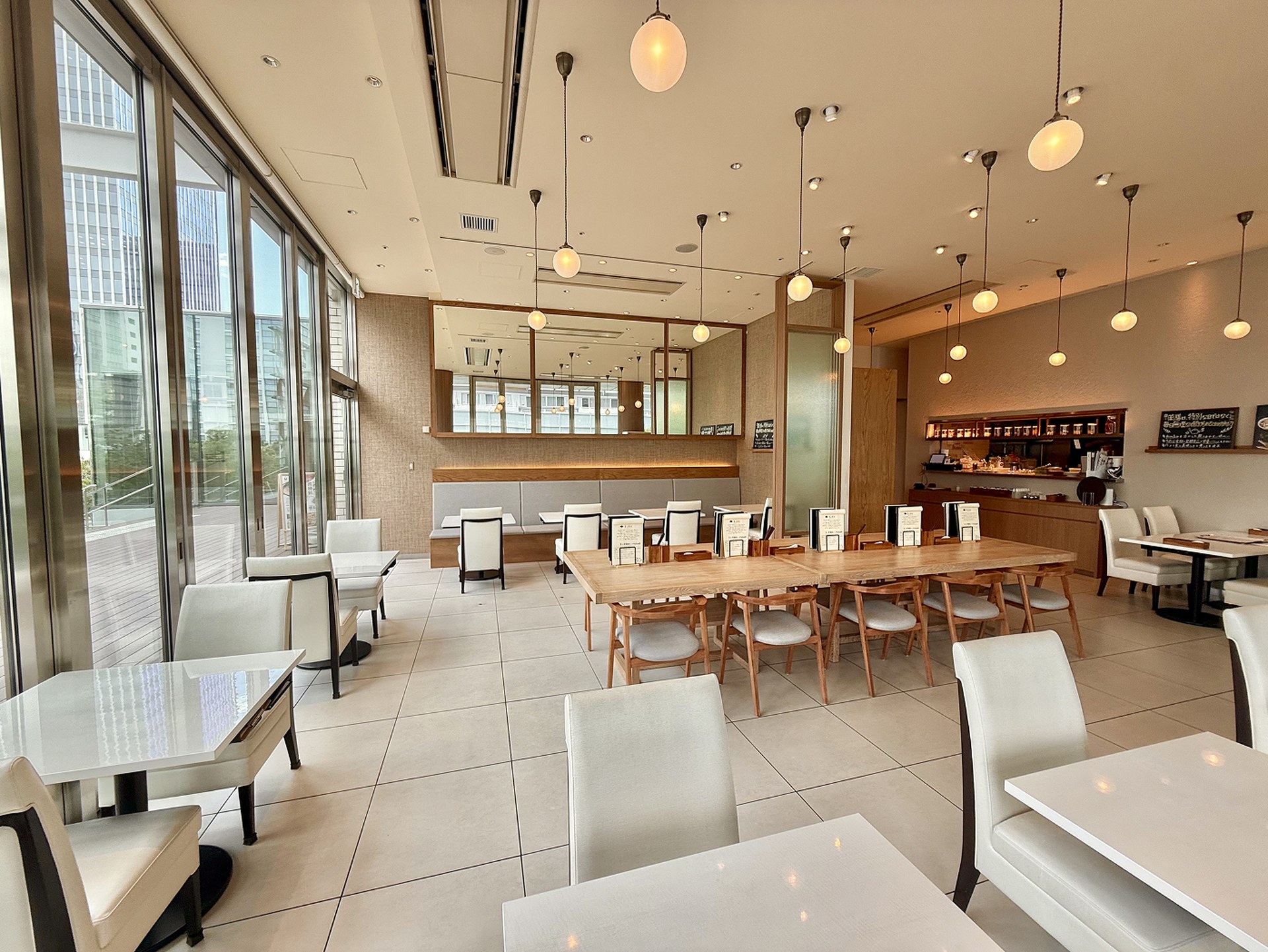 ZEN TERRACE店内の様子
